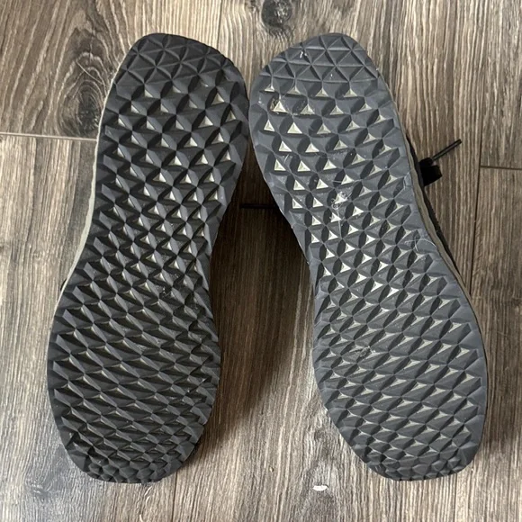 NOBULL Black Athletic Shoes - Picture 3 of 4